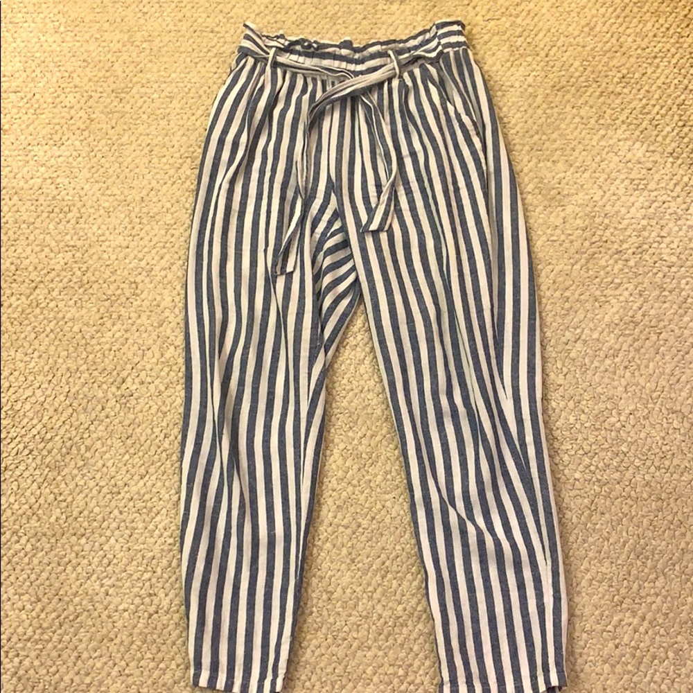 Jolt size small white and blue stripes pants